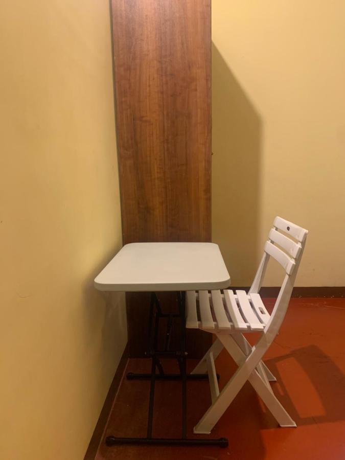 Cafe Sola Bnb Shillong Extérieur photo