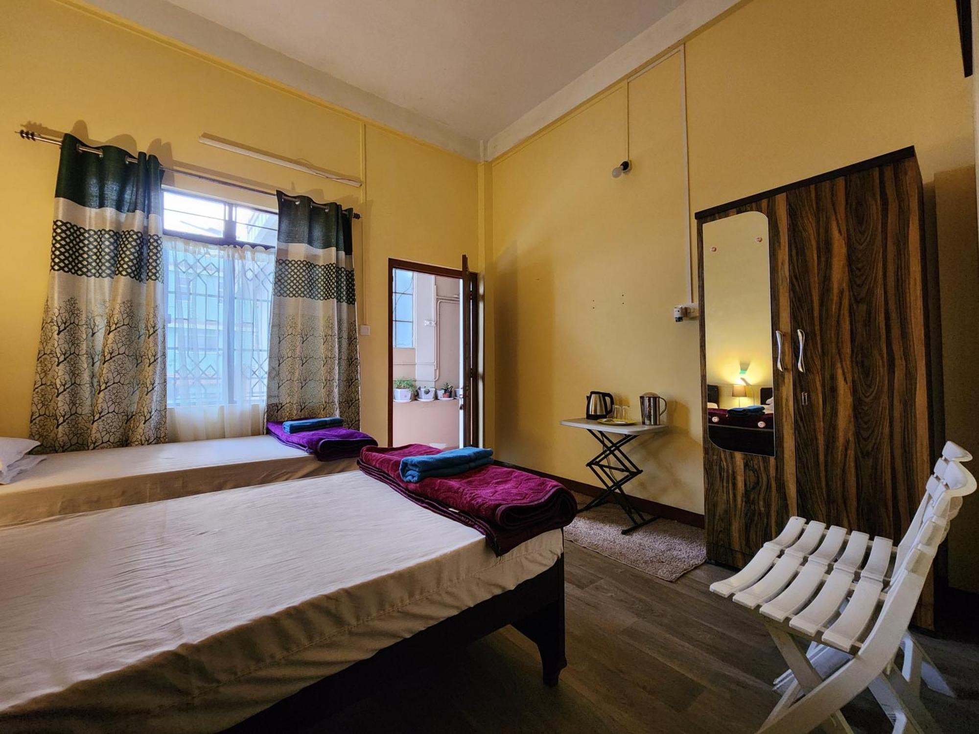 Cafe Sola Bnb Shillong Extérieur photo