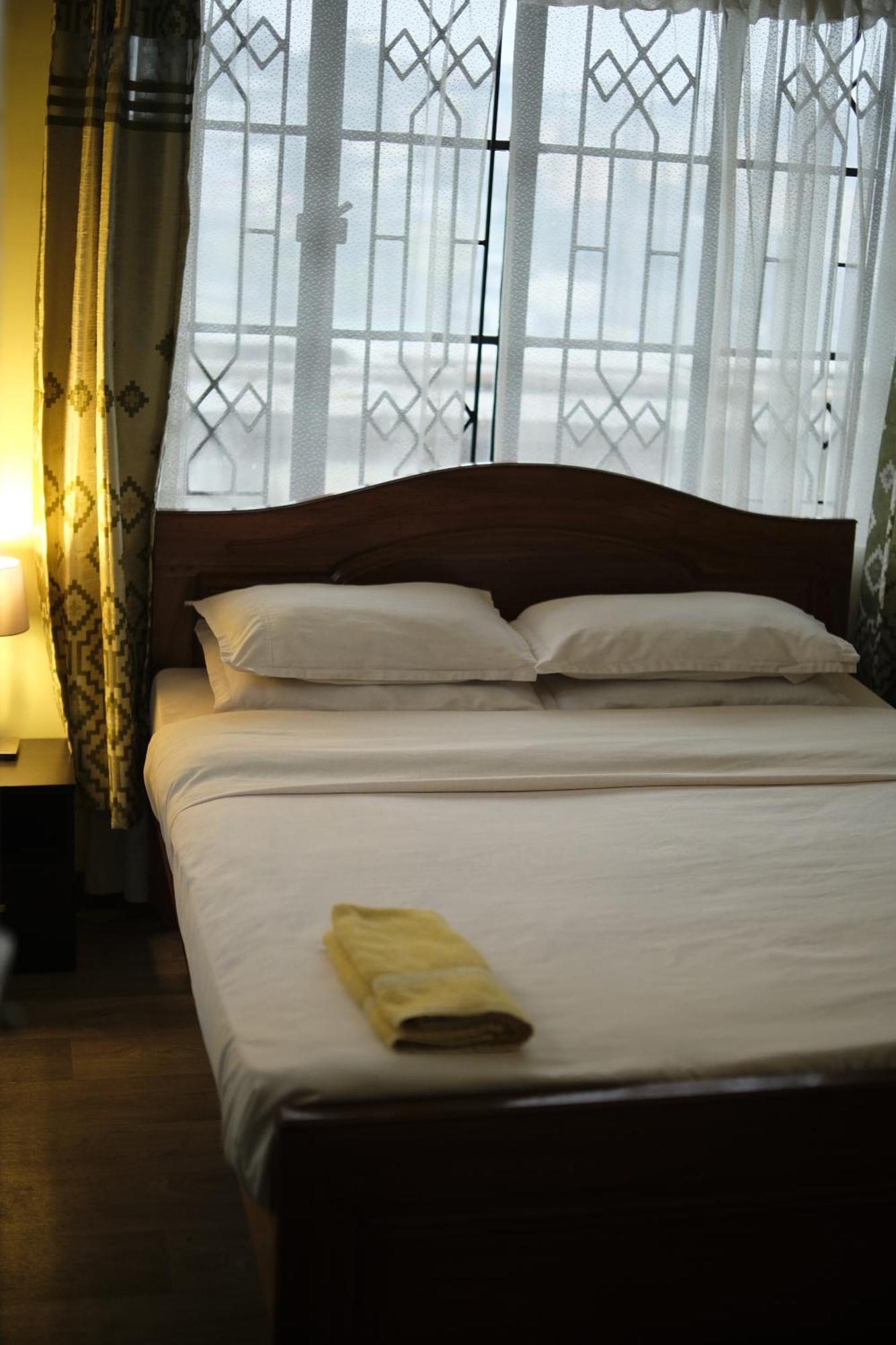 Cafe Sola Bnb Shillong Extérieur photo